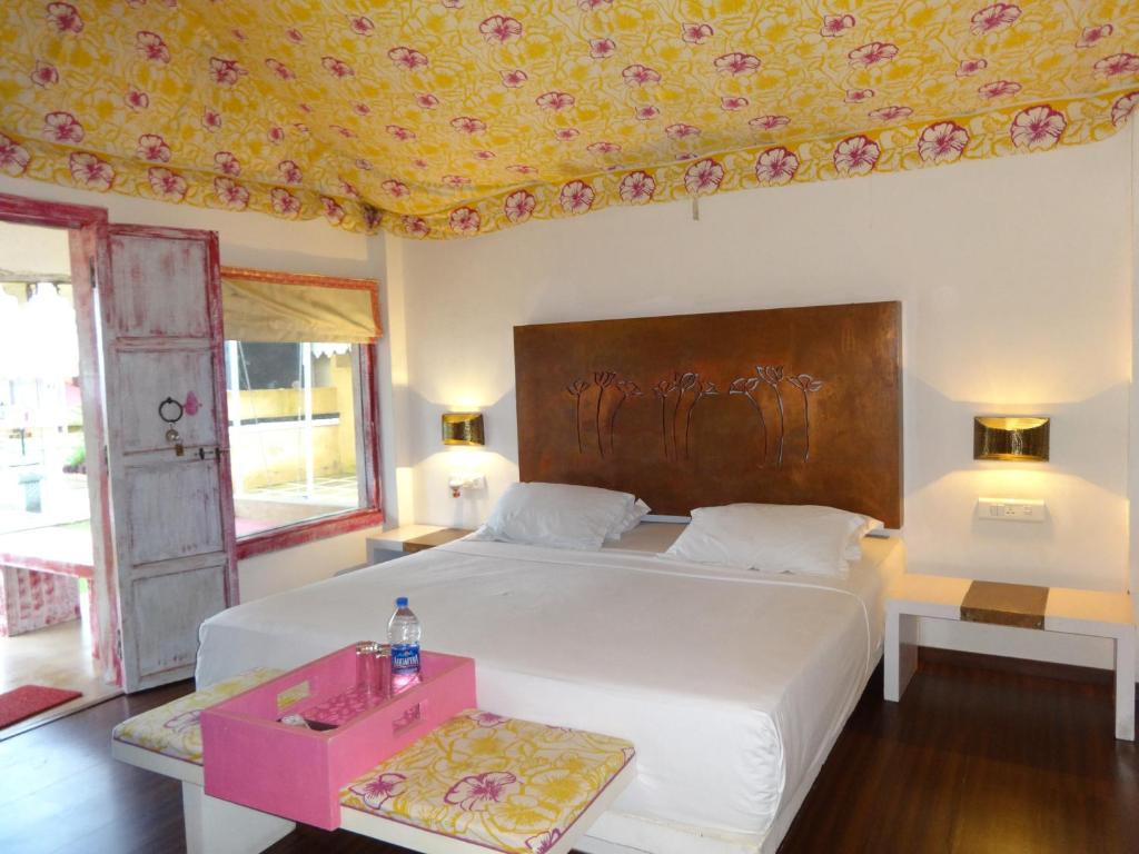 Raasleela Luxury Camp Hotel Udaipur Bagian luar foto